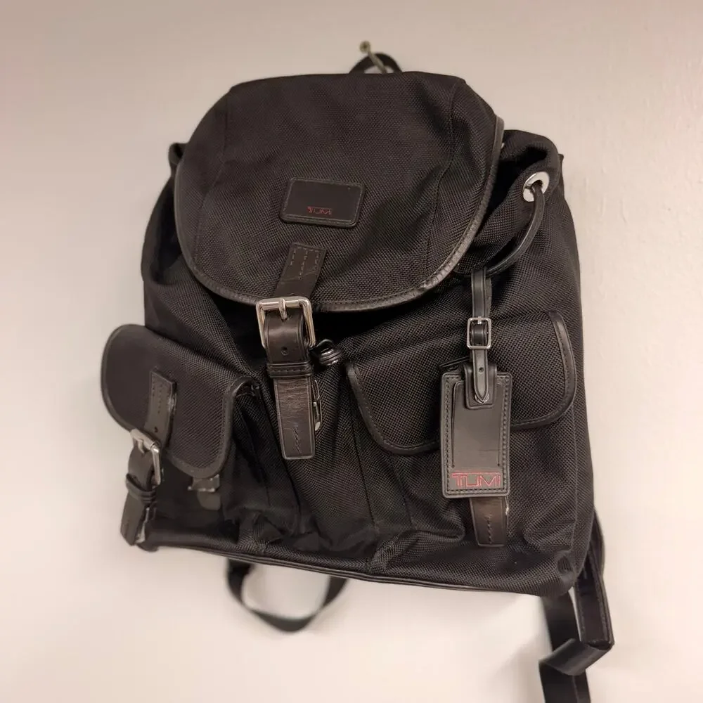 Tumi vtg townhouse